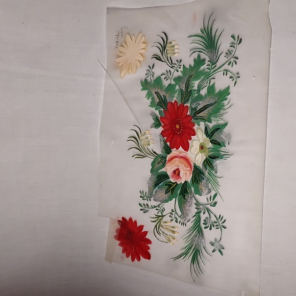 RARE and Vintage Hand Painted Flowers on Plastic Like Paper With Instructions - Picture 3 of 16